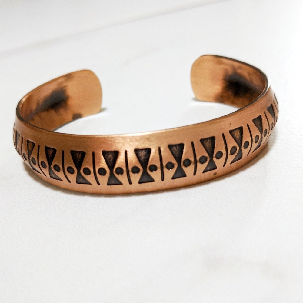 coppercraft  }}}  vintage copper cuff